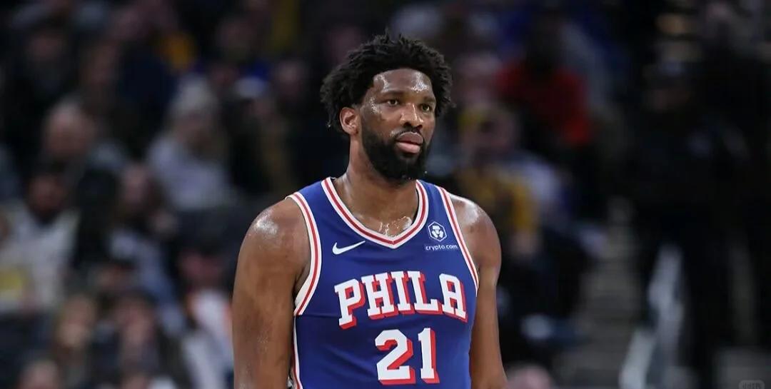 76人队大胜尼克斯队，恩比德表现抢眼